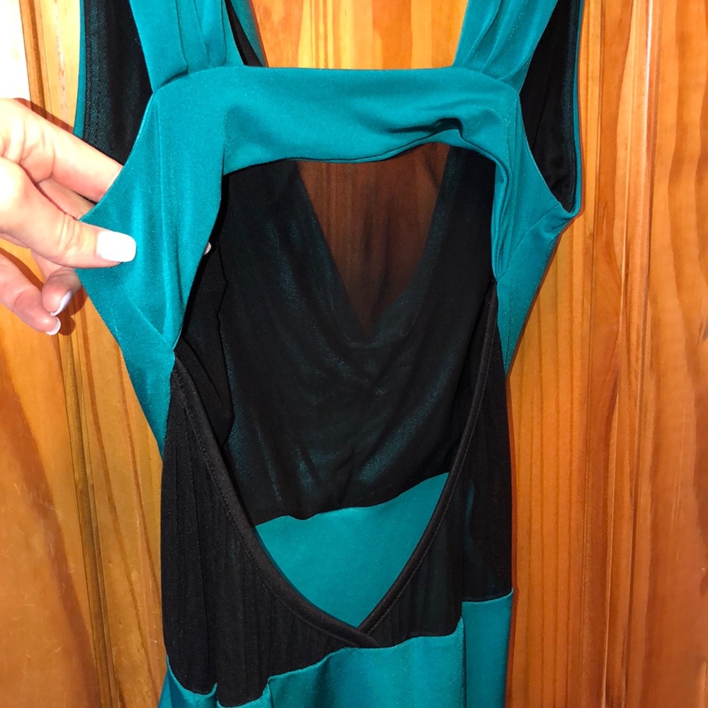 Dress - Picture 2 of 5